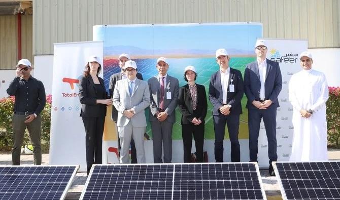 d&eacute;couvrez les d&eacute;fis rencontr&eacute;s par les seniors dans l'adoption des panneaux solaires : des enjeux techniques aux obstacles financiers, une analyse compl&egrave;te pour mieux comprendre cette transition &eacute;nerg&eacute;tique essentielle.