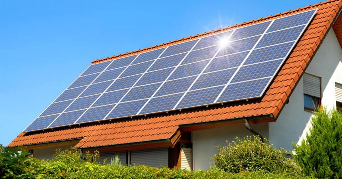 d&eacute;couvrez combien vous pourriez &eacute;conomiser avec notre service d'estimation des panneaux solaires. obtenez une &eacute;valuation pr&eacute;cise et rapide de la rentabilit&eacute; de votre installation solaire, adapt&eacute;e &agrave; vos besoins et &agrave; votre budget.