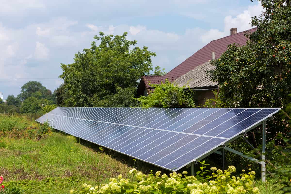 d&eacute;couvrez comment les panneaux solaires peuvent transformer votre maison en une source d'&eacute;nergie renouvelable. profitez d'&eacute;conomies sur vos factures d'&eacute;lectricit&eacute; tout en contribuant &agrave; la protection de l'environnement gr&acirc;ce &agrave; l'&eacute;nergie solaire.