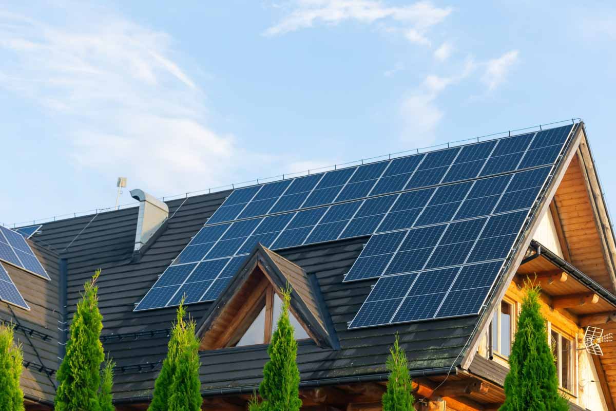 découvrez les avantages des panneaux solaires résidentiels pour votre maison. économisez sur vos factures d'électricité, contribuez à la protection de l'environnement et augmentez la valeur de votre propriété grâce à cette solution écologique et durable.