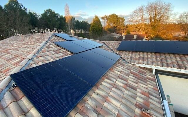 découvrez les panneaux solaires systovi, une solution innovante et performante pour votre autoconsommation énergétique. économisez sur vos factures d'électricité tout en contribuant à la transition énergétique. optez pour une énergie propre et durable avec systovi.